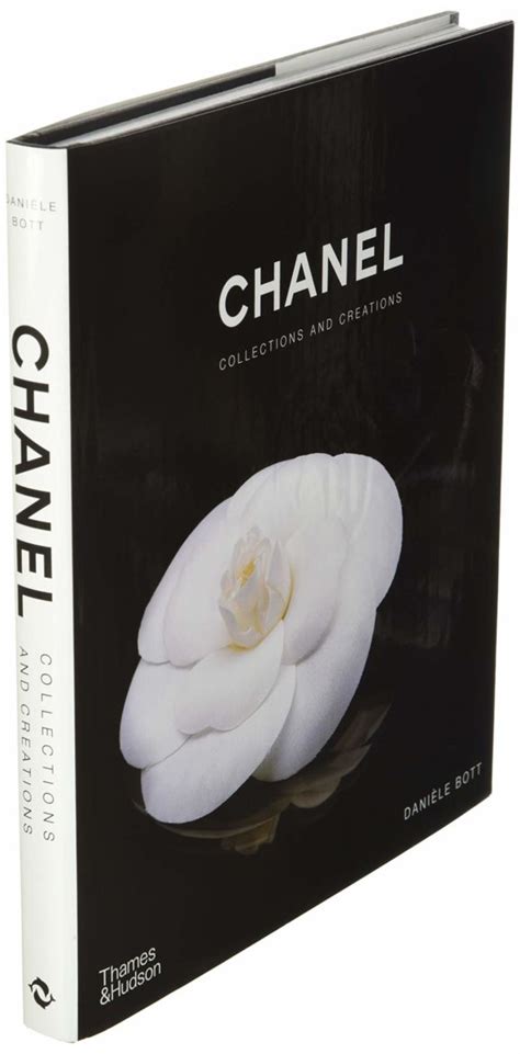 livres deco chanel|Amazon.com: Libros Decorativos Chanel.